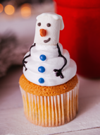Snowman cupcake photo